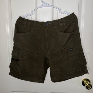 Woman’s cargo shorts